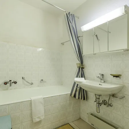 Nevada 205 4 Pax Centrally Lain With Garage アパート Riddes